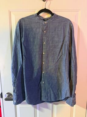J.CREW CHAMBRAY Long sleeve button up- Large